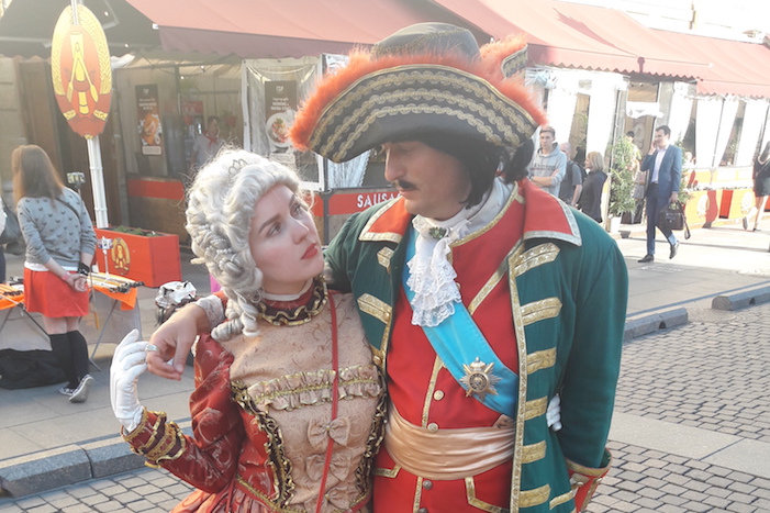 «Ничего необычного, просто Петр I»: что переодетые цари и царицы говорят о своей работе