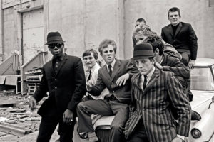 Чем хипстеры похожи на денди, а современная оппозиция — на диссидентов? Артемий Троицкий — о молодежных субкультурах в России