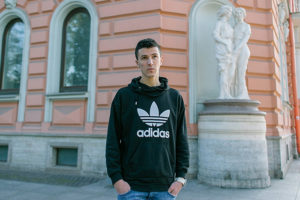 Алжирец Хосин Бенмамар — о русской дружбе, 30-градусных морозах и жизни на Васильевском острове