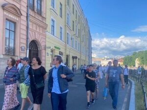 Паруса и мятеж. Как Петербург ждет праздник выпускников и реагирует на восстание Пригожина