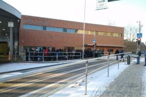 На погранпункте в Ивангороде в 4,5 раза вырос поток финских граждан