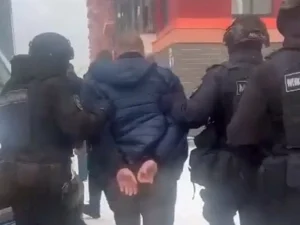 Полиция задержала подозреваемых в убийстве водителя петербургского адвоката