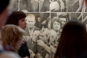 На какие экскурсии по главным петербургским выставкам стоит сходить? Авторский тур от фотографа Эрмитажа, арт-бранч и ночные прогулки