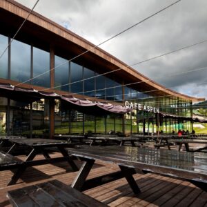 Уголовное дело возбудили против владельца строительной компании Crystal Group. Она строила апарт-отели в Бакуриани