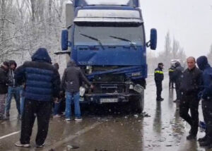 Три человека погибли в результате ДТП на дороге рядом с Тбилиси