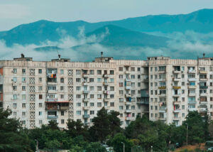 «Мне, выросшей на фильмах Балабанова, нравится». Опыт: я живу в Глдани